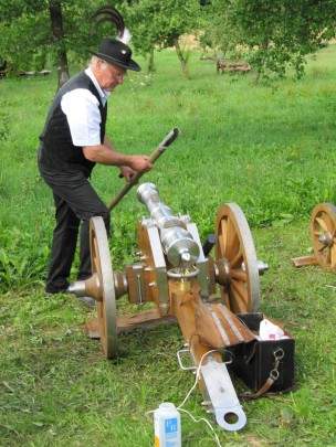 Bild 14 von 20  -  27 kB